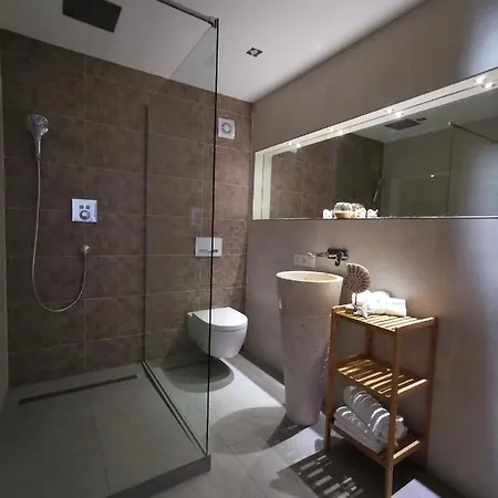 Life Atmosphaere Lahr-schwarzwald * لار